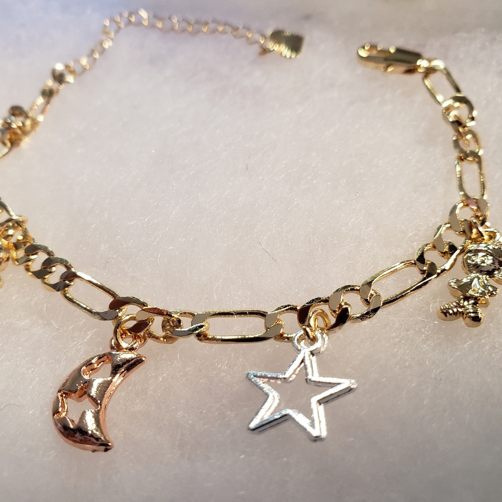 14kgold plated Charm Bracelet